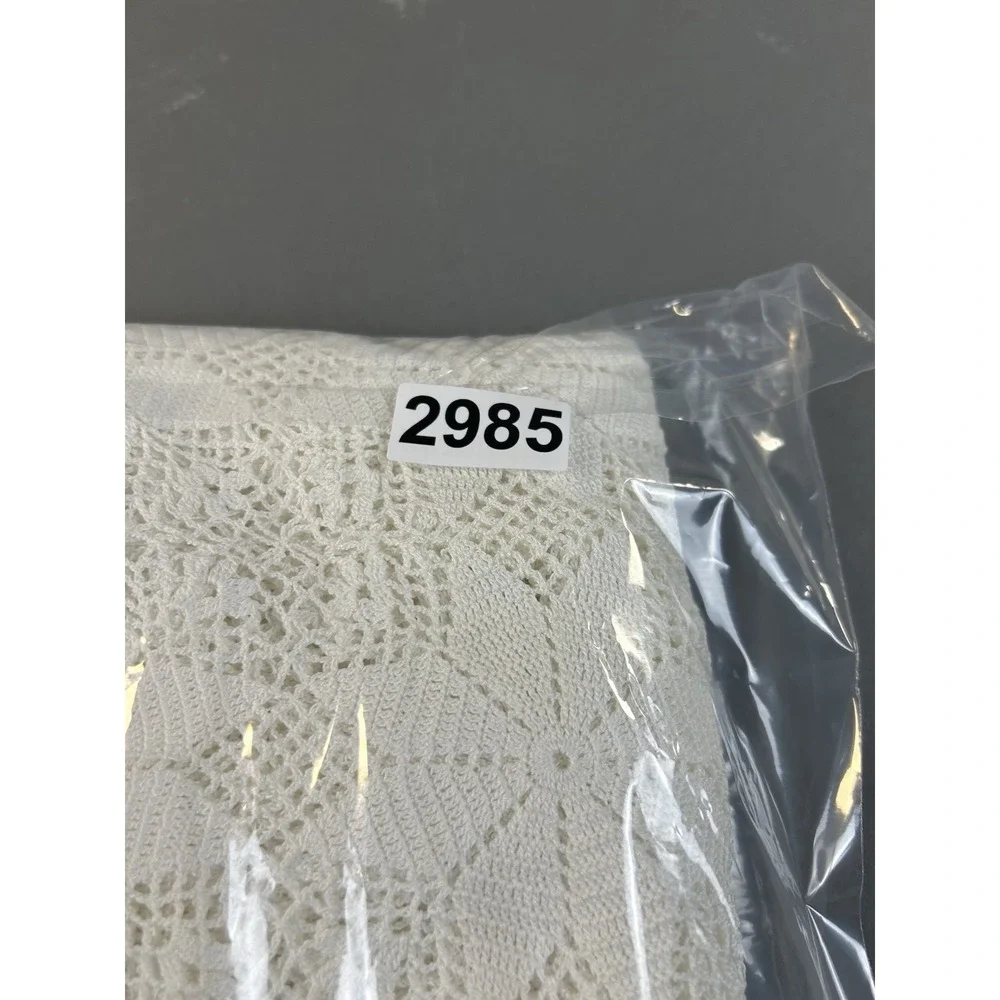 Vintage Handmade Crochet Lace Tablecloth Ivory Floral Rectangular 57x78 Cotton